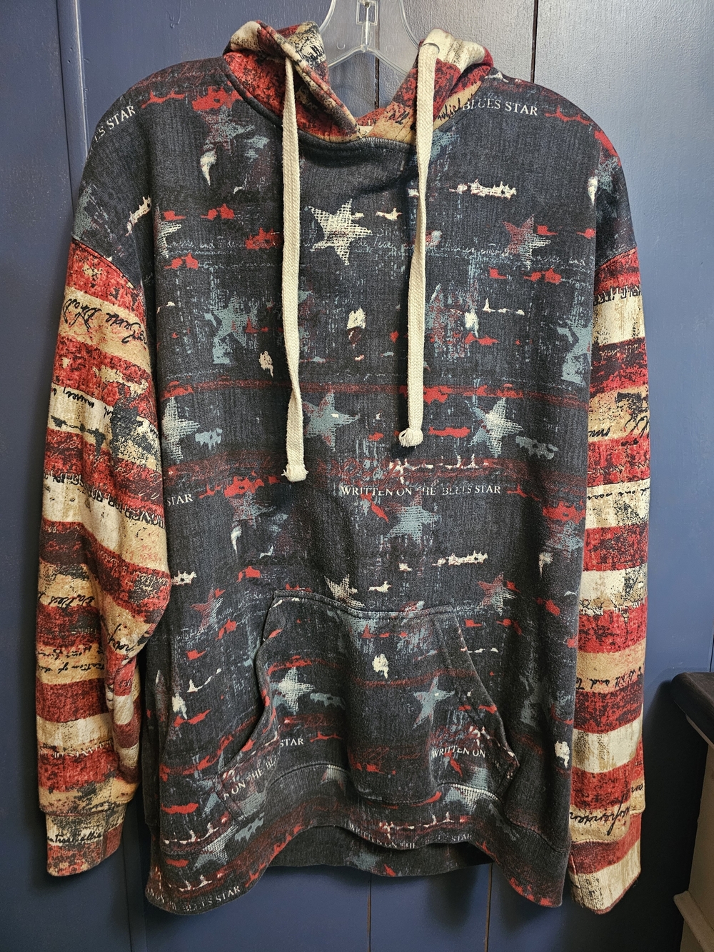 Men's Distressed American Flag Hooded Sweatshirt - Black/Red